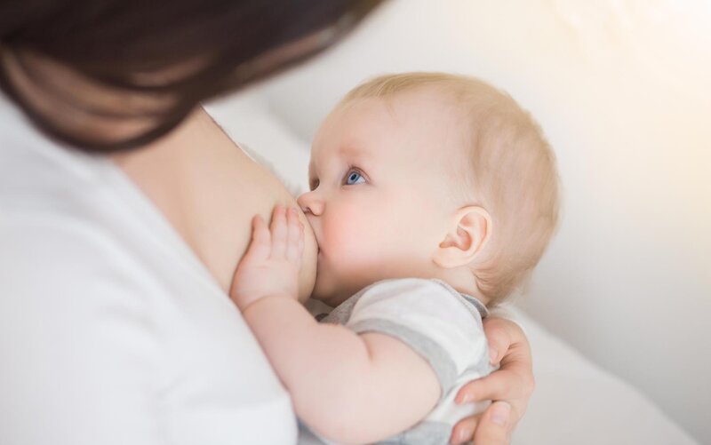 mẹ sau sinh uống trà sữa được không mẹ sau sinh uống trà sữa được không